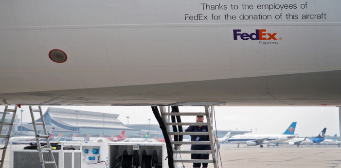 FedEx Plane